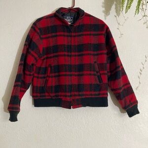 VTG Woolrich Woman Red Wool Plaid Full Zip Jacket Coat USA SZ MEDIUM